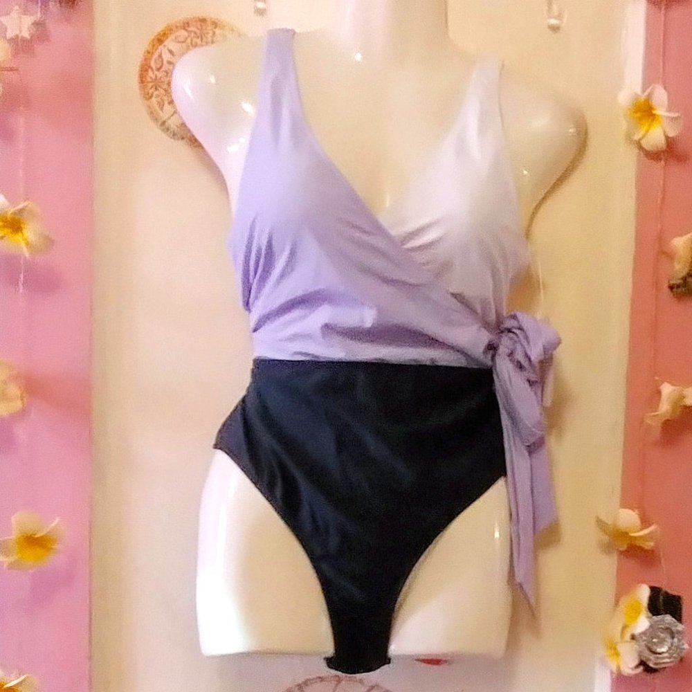 Felnart (M) Cross Front Colorblock One Piece
